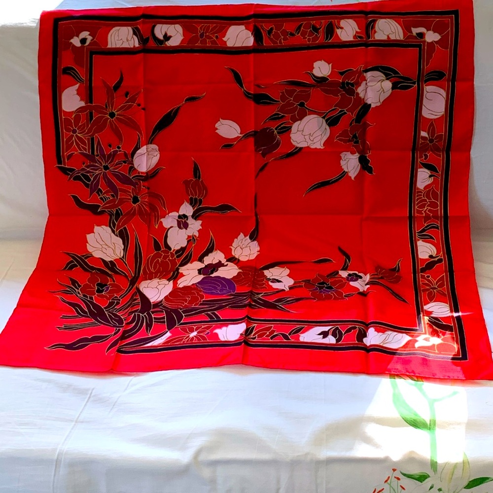 VTG THAI 100% SILK SCALF